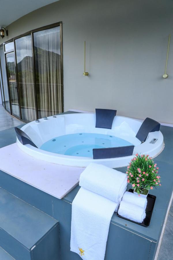 Hotel Sky Sierra Wayanad كالباتّا المظهر الخارجي الصورة